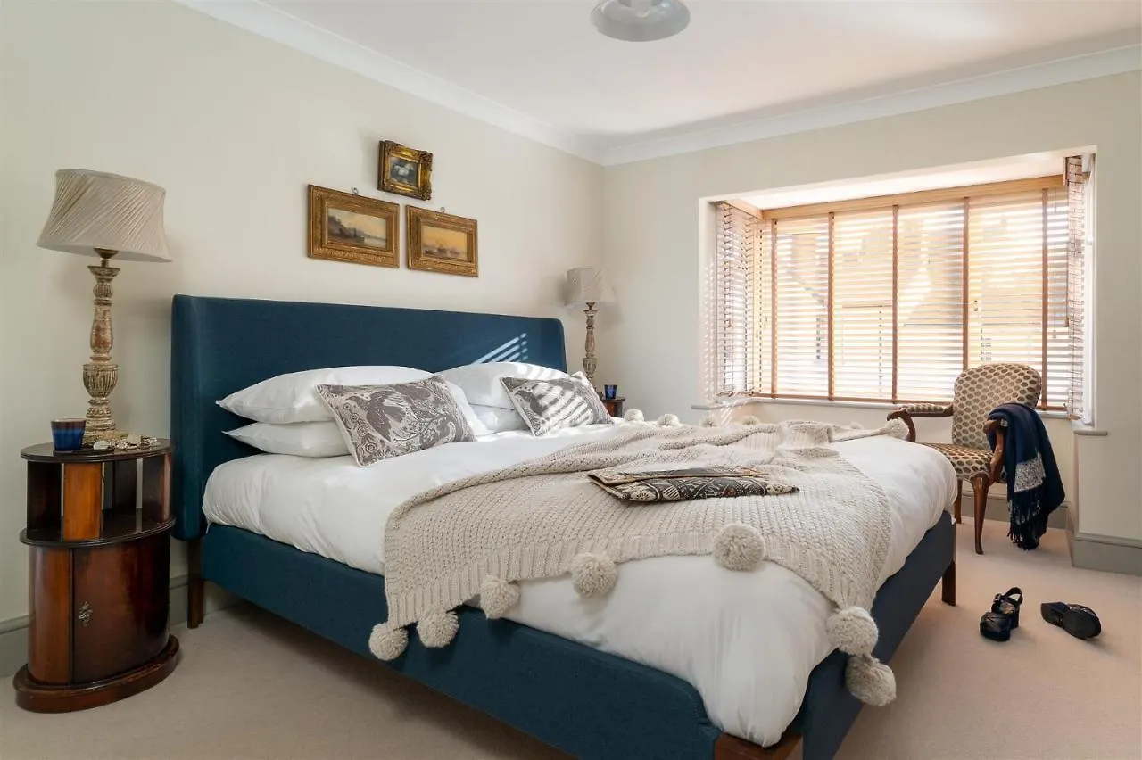 Holiday home Quay House - Waterside Eclectic Style Character Home Topsham